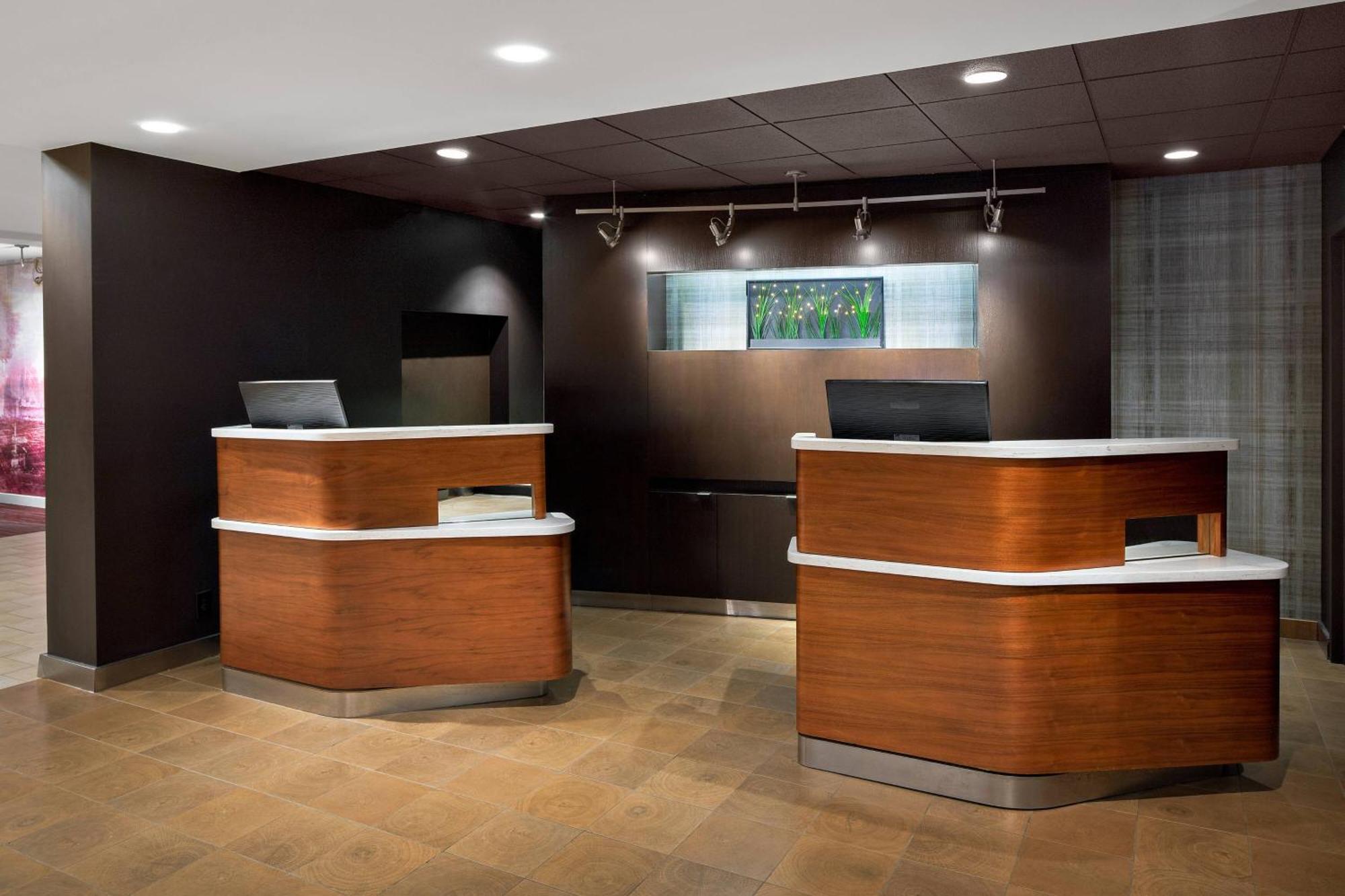 Courtyard By Marriott Pittsburgh Airport Hotel Coraopolis Kültér fotó