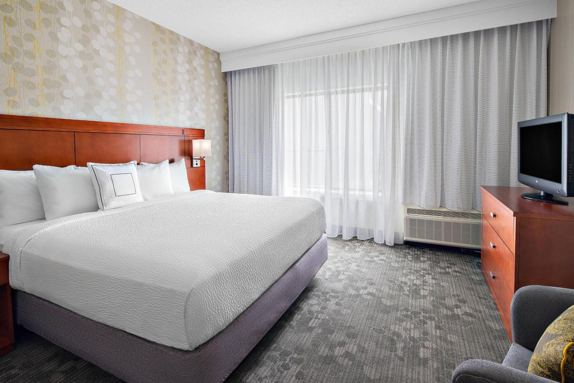 Courtyard By Marriott Pittsburgh Airport Hotel Coraopolis Kültér fotó