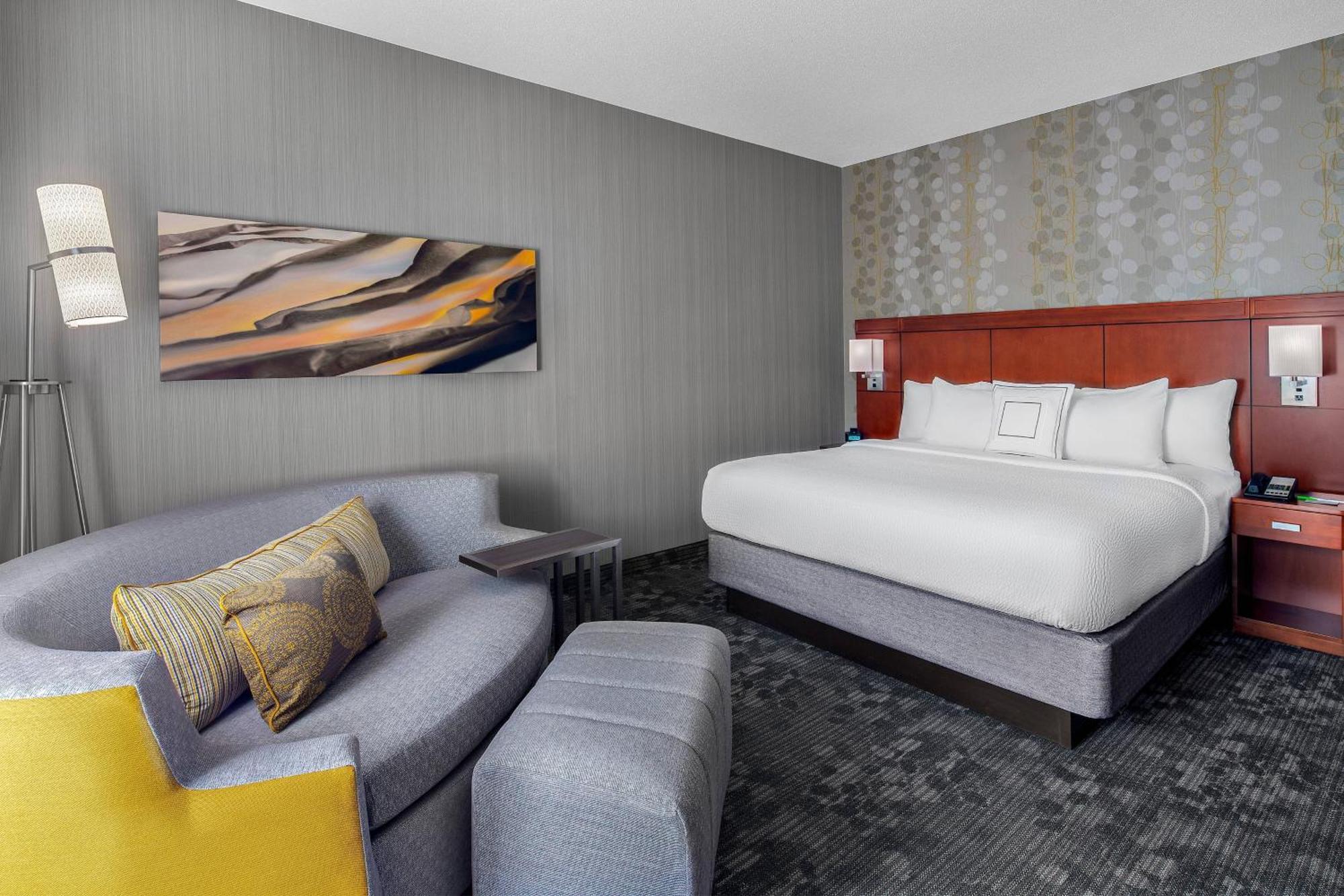 Courtyard By Marriott Pittsburgh Airport Hotel Coraopolis Kültér fotó