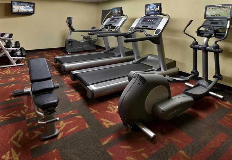 Courtyard By Marriott Pittsburgh Airport Hotel Coraopolis Kültér fotó